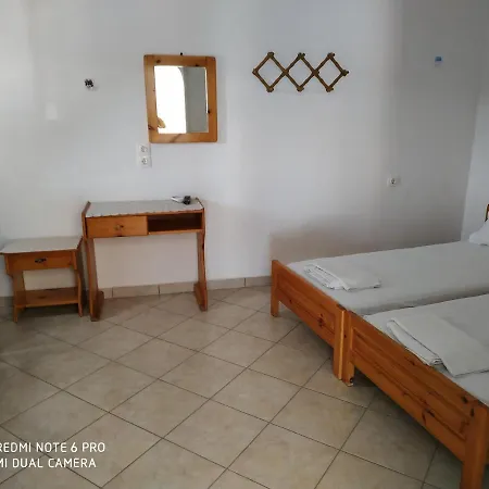 Pensión Panselinos 3*