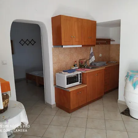 Pensión Panselinos 3*